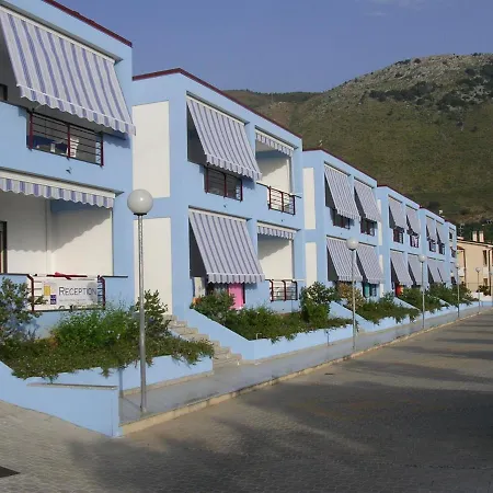 Aparthotel Soleluna *
