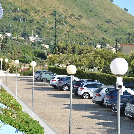 Soleluna Aparthotel