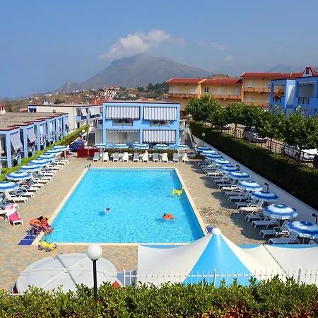 Soleluna Aparthotel 4*